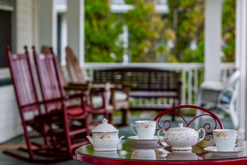 Avon Manor Cottage Ngoại thất bức ảnh